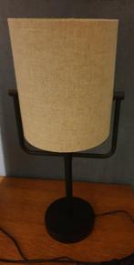 Zwart stalen tafellampje beige kap 56 hoog, Ophalen of Verzenden, Zo goed als nieuw, 50 tot 75 cm