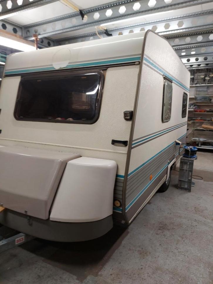 SUPERNETTE LICHTGEWICHT TEC 390 CARAVAN 4 PERSOONS, Caravans en Kamperen, Caravans, Bedrijf, tot en met 4, 500 - 750 kg, Treinzit