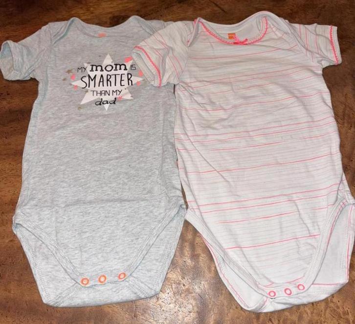 Rompers 2x mt 98-104 meisje, Kinderen en Baby's, Kinderkleding | Maat 98, Zo goed als nieuw, Meisje, Nacht- of Onderkleding, Ophalen of Verzenden