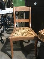 Antieke keuken stoel, Ophalen