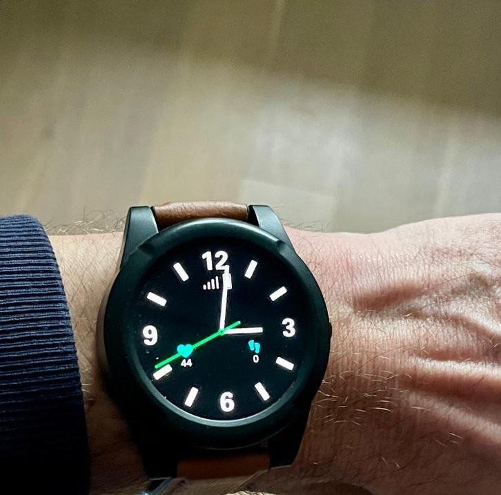 Wuzzi Alert Orion persoonsalarm horloge, Diversen, Verpleegmiddelen, Zo goed als nieuw, Ophalen of Verzenden