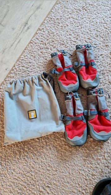 Hondenschoenen van het merk Ruffwear  beschikbaar voor biedingen