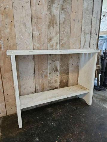 brocante bank,kastje ``WOONWINKEL RUSTIEK`` beschikbaar voor biedingen