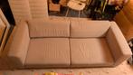Beige/Taupe Bank met Zwarte Pootjes, Huis en Inrichting, Banken | Bankstellen, Gebruikt, Driepersoons, 75 tot 100 cm, Ophalen of Verzenden