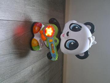 Vtech dans en leer panda beschikbaar voor biedingen