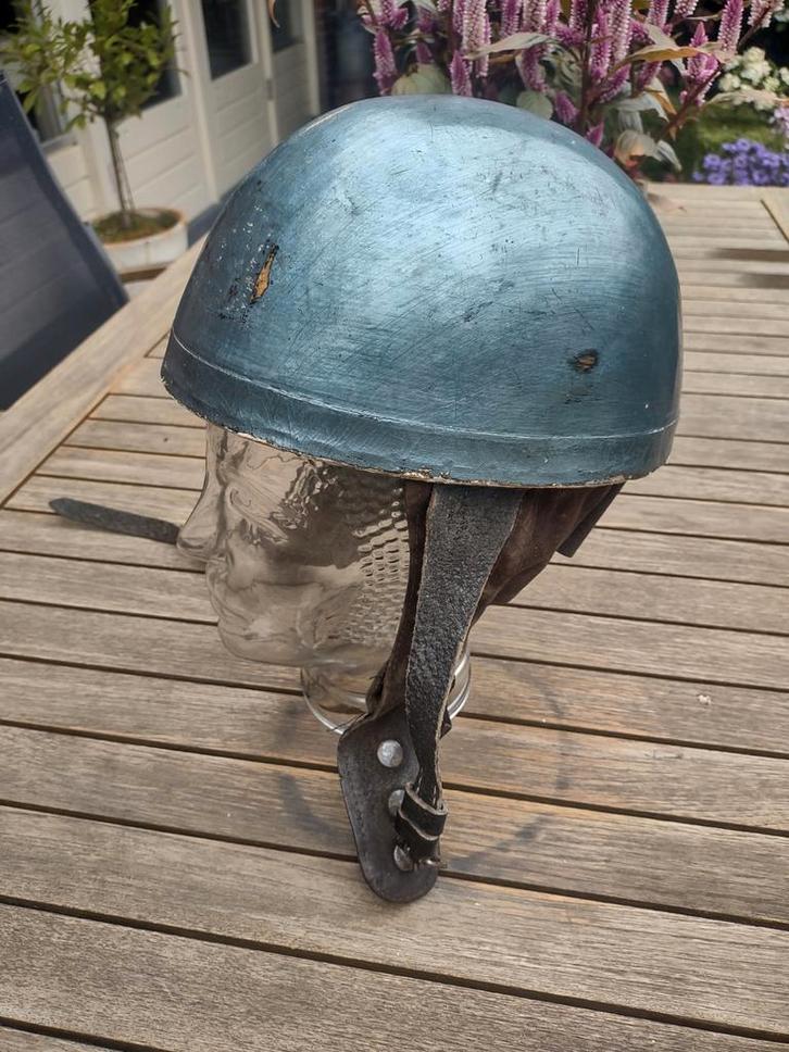 Gereserveerd...Vintage bromfiets helm motorhelm oldtimer, Motoren, Kleding | Motorhelmen, Integraalhelm, Overige merken, Tweedehands