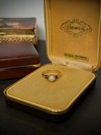 Vintage 14 karaat gouden ring met granaat en parel, Vintage, Vintage, Vintage, Ophalen of Verzenden