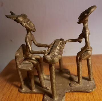 Afrikaans bronzen / messing sculptuur -Ashanti beschikbaar voor biedingen