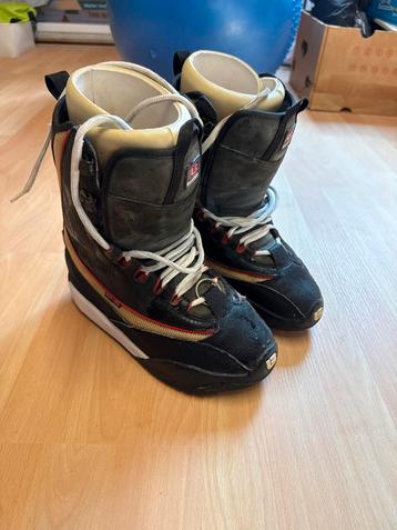 Burton Snowboard Schoenen Maat 38.5 beschikbaar voor biedingen
