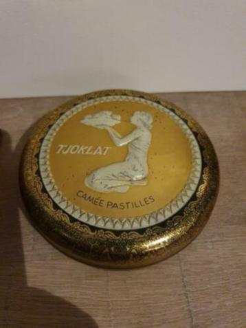 Zeldzaam & zeer mooi antiek rond Art Deco Tjoklat €6,50 beschikbaar voor biedingen