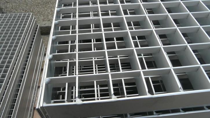 Looprooster RVS 316 1000x1000x30, Tuin en Terras, Terrasdelen en Vlonders, Nieuw, Overige materialen, Ophalen