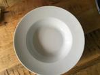Vier diepe witte borden, Huis en Inrichting, Keuken | Servies, Ophalen, Gebruikt, Bord(en), Overige stijlen