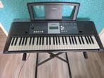 Yamaha YPT-230 Keyboard. Compleet met standaard., Muziek en Instrumenten, Keyboards, Ophalen, 61 toetsen, Yamaha, Zo goed als nieuw