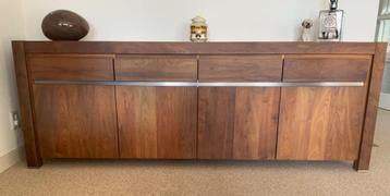 TV kast / dressoir noten modern beschikbaar voor biedingen