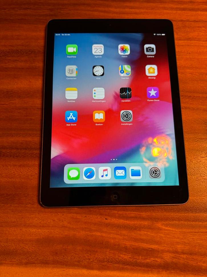 iPad A1474 - Goed werkend!, Computers en Software, Apple iPads, Gebruikt, Apple iPad, Wi-Fi, 9 inch, 16 GB, Grijs, Ophalen of Verzenden