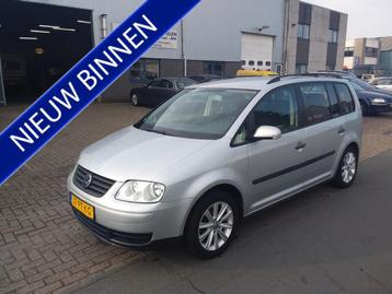 Volkswagen Touran 1.6-16V FSI Turijn (bj 2004) beschikbaar voor biedingen