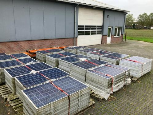 250 Zonnepanelen | 255W | inclusief omvormers & montage Rail, Doe-het-zelf en Verbouw, Zonnepanelen en Toebehoren, Zo goed als nieuw