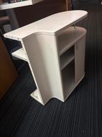 Wit kastje met planken, Met plank(en), Kunststof, Gebruikt, 25 tot 50 cm