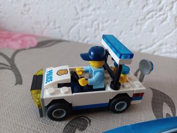 Lego City politiewagen setnummer: 30352 beschikbaar voor biedingen