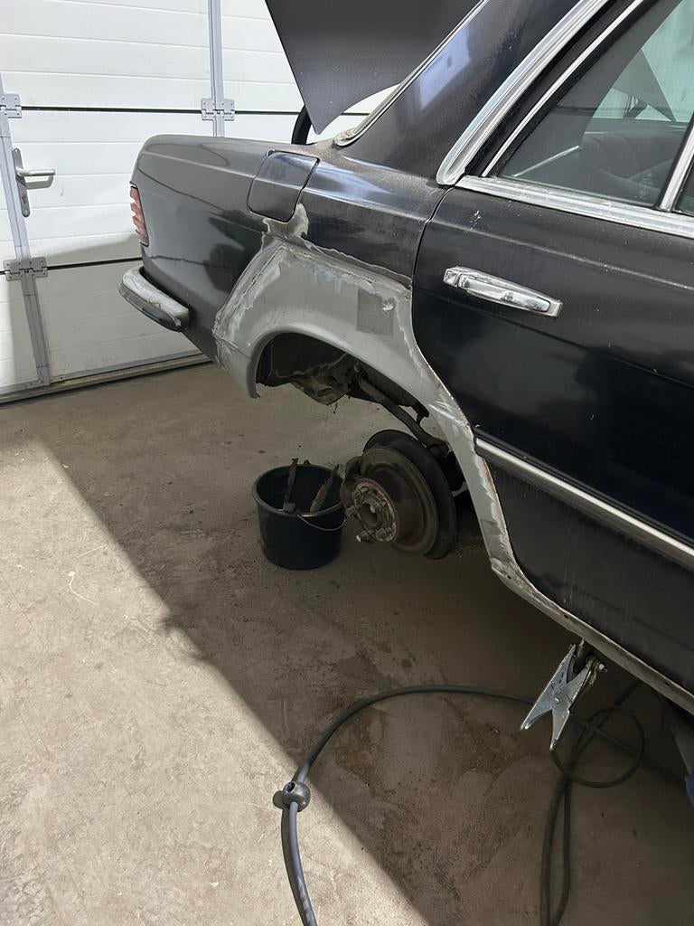 Plaatwerker aangeboden., Ophalen