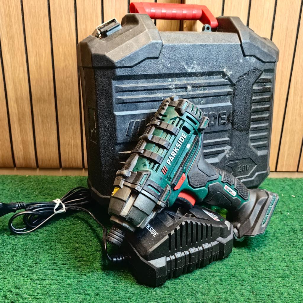 Parkside PDSSA20 Accuklopboorschroefmachine - In Nette Staat, Parkside, Zo goed als nieuw, Support@parkside.com, Parkside Tools, 24 High Road, London
United Kingdom