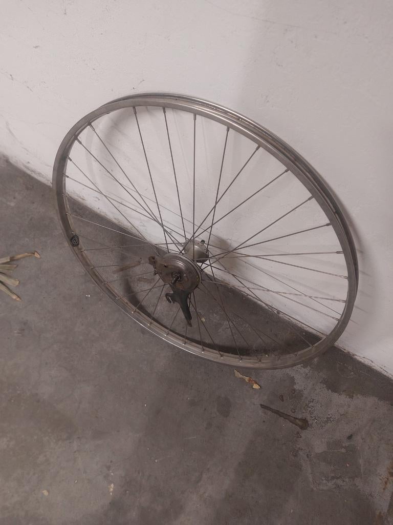 Voorwiel 28 inch, Ophalen of Verzenden