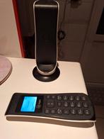 KPN Vaste Telefoon Tulp Model met Oplaadstation, Telecommunicatie, Vaste telefoons | Handsets en Draadloos, Ophalen of Verzenden