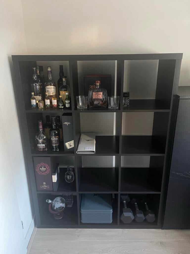 Zwarte IKEA Kallax kast met 16 vakken, Ophalen, Gebruikt, 100 tot 150 cm, 25 tot 50 cm