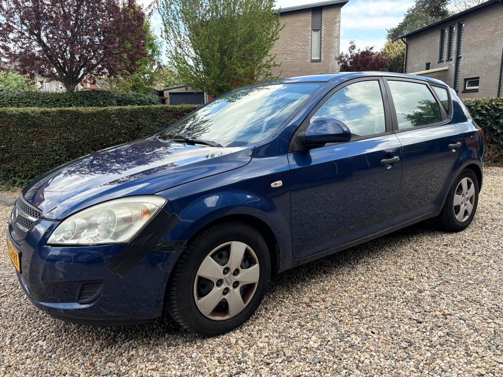 Kia (Pro) Cee d 1.4 Cvvt 2008 | AIRCO | 5 DRS | ZIE TEXT |, Auto's, Kia, Bedrijf, (Pro) Cee d, Airbags, Airconditioning, Benzine