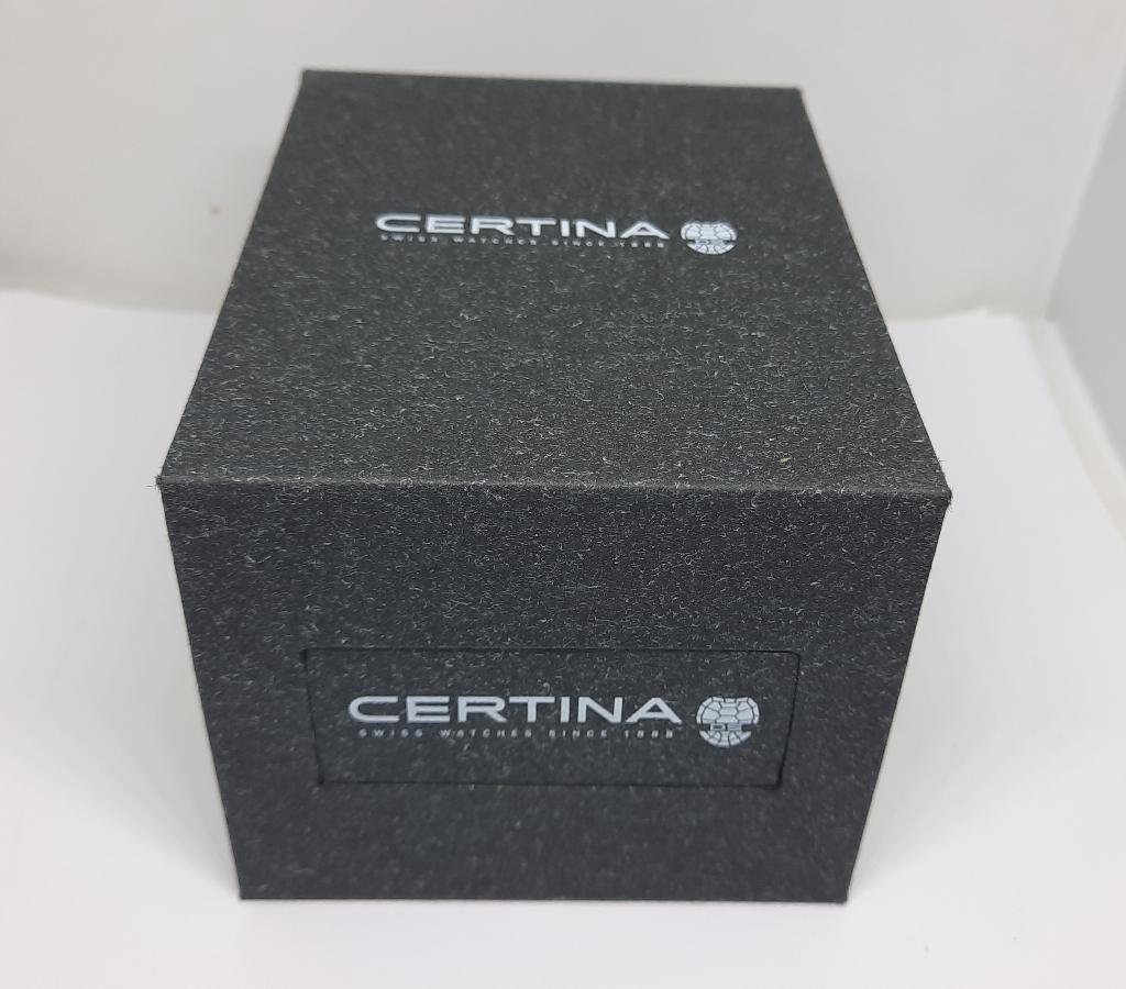 Certina Groen Grijze Horloge Doos met Pouch, Ophalen of Verzenden, Zo goed als nieuw