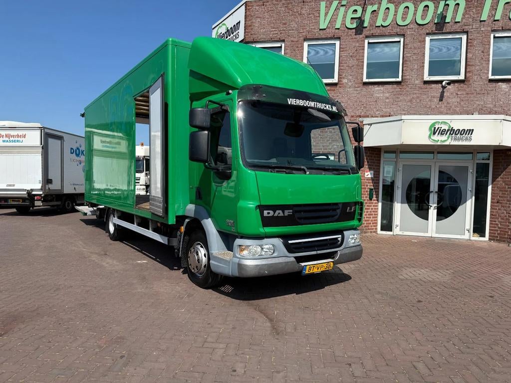 DAF LF 45 LF45-160 Koffer mit LBW / Klima / 441TKM / Holland, Auto's, Vrachtwagens, Automaat, Euro 5, Achterwielaandrijving, Elektrische buitenspiegels