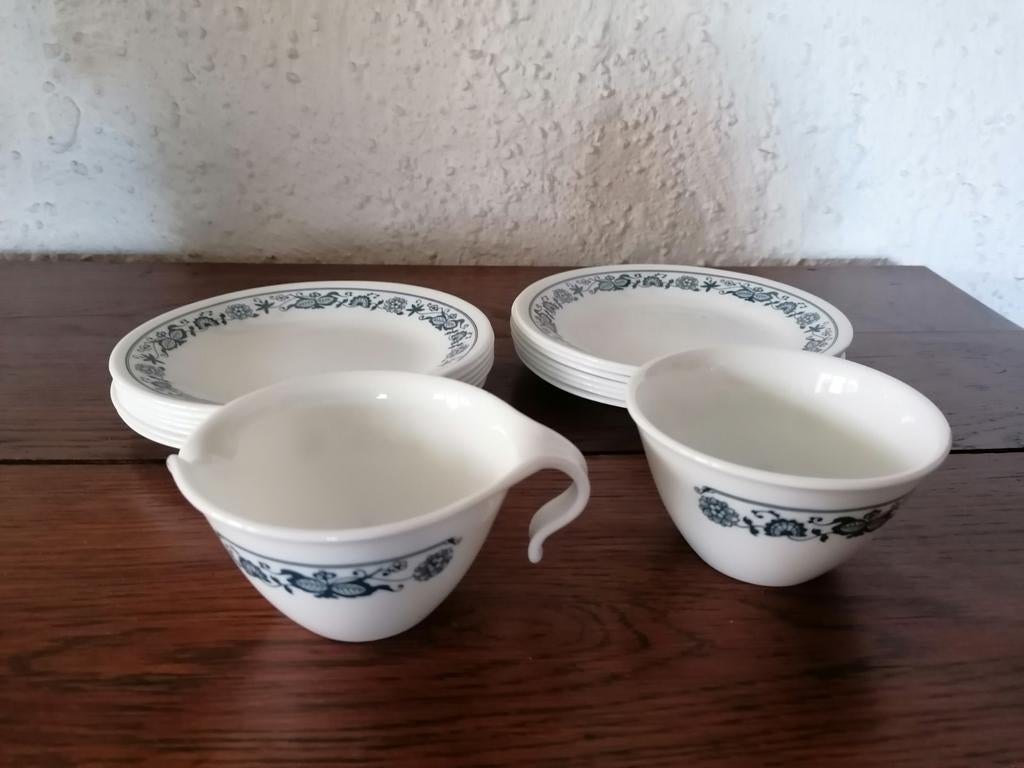 Corelle gebak schoteltjes + melk suikerkannetje, Ophalen of Verzenden