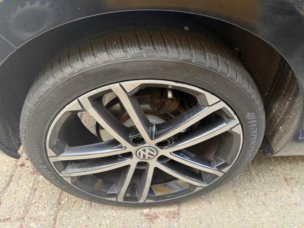Originele VW Golf 7 Nogaro velgen 18 inch met banden, Ophalen, 18 inch, Gebruikt, Banden en Velgen