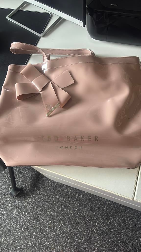 Ted Baker roze tas, Sieraden, Tassen en Uiterlijk, Tassen | Damestassen, Ophalen of Verzenden, Zo goed als nieuw, Roze, Handtas