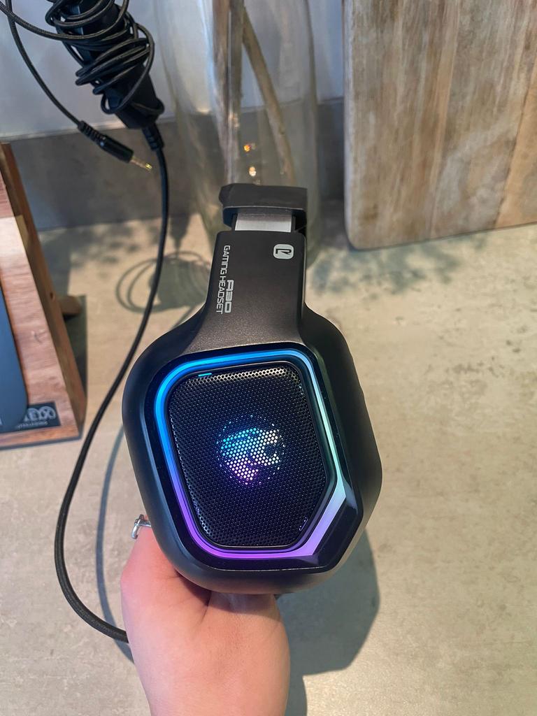 Gaming Headset met Microfoon - RGB Verlichting, Ophalen, Gebruikt, Over-ear, Gaming headset