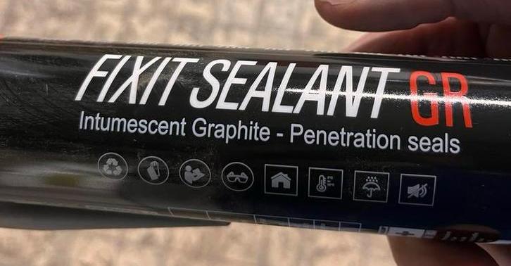 FIXIT SEALANT GR Brandwerende kit - 310 ml, Doe-het-zelf en Verbouw, Isolatie en Afdichting, Nieuw, Muurisolatie, Overige materialen