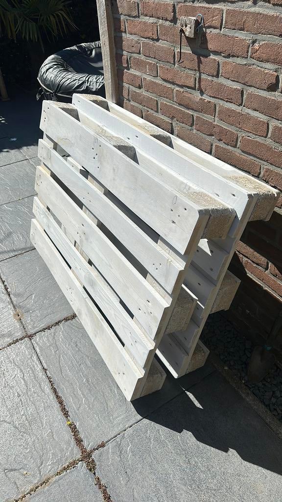 2x europallets (geverfd), Ophalen, Gebruikt, Overige typen, Hardhout