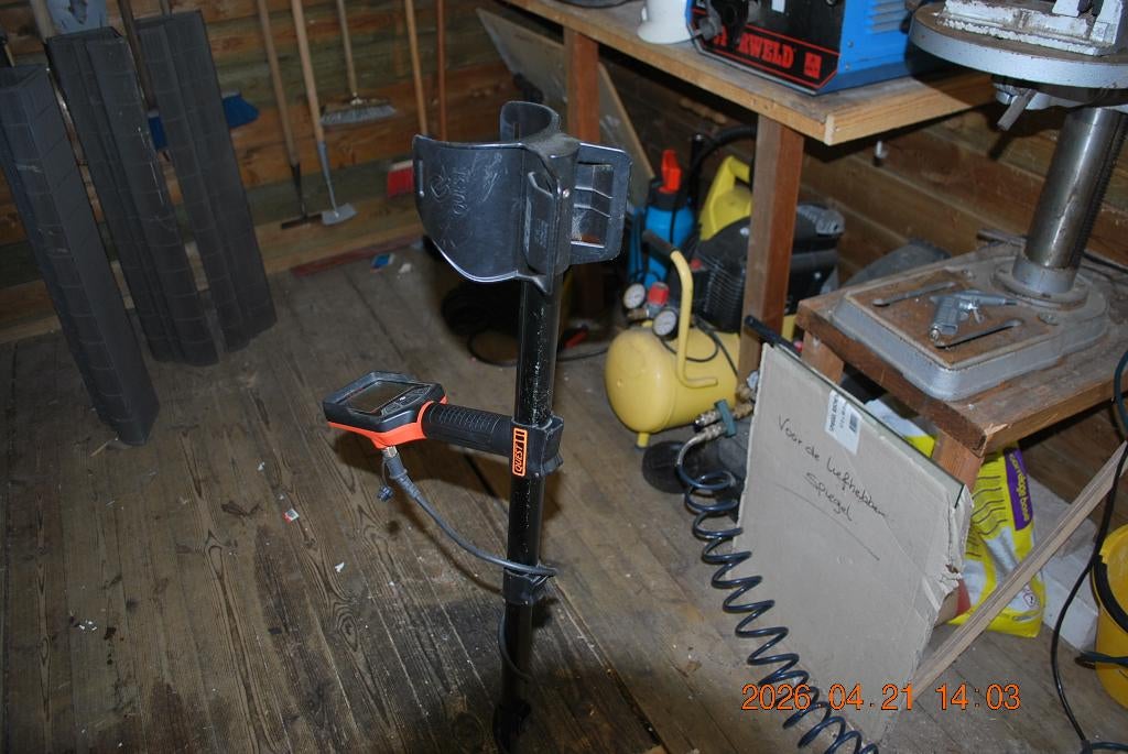 metaal detector met veel accessoires, Meer dan 30 cm, Zo goed als nieuw, Instelbare gevoeligheid, Ophalen