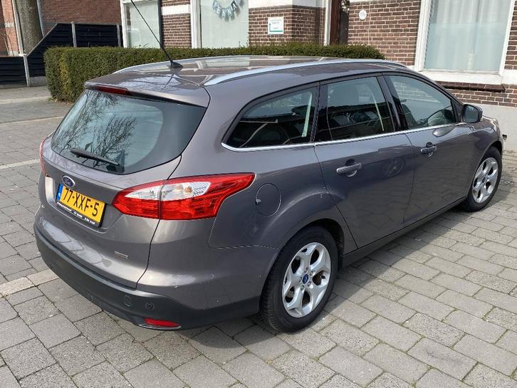 Ford Focus 1.0 Ecoboost 92KW Wagon 2012, Auto's, Ford, Particulier, Focus, Airbags, Airconditioning, Bluetooth, Centrale vergrendeling