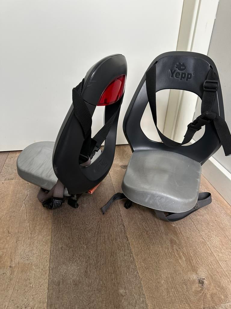 Thule Yepp junior achterzitje, Fietsen en Brommers, Fietsaccessoires | Fietsstoeltjes, Ophalen, Gebruikt