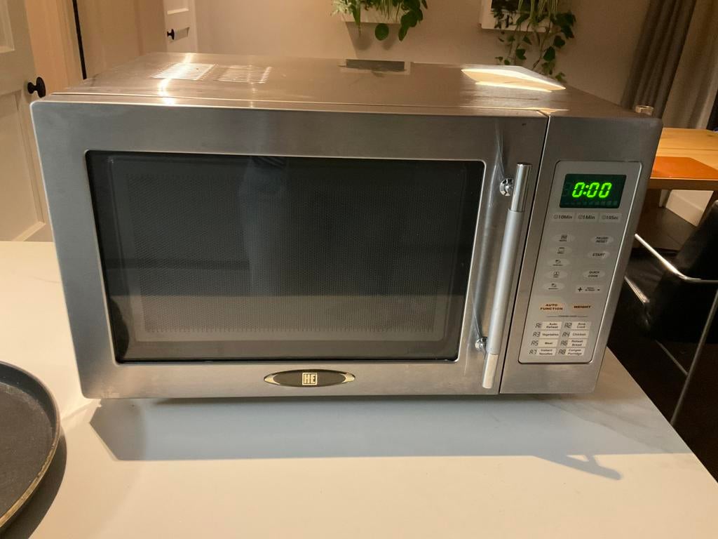 Vrijstaande combimagnetron met crispplaat, Witgoed en Apparatuur, Magnetrons, Ophalen of Verzenden