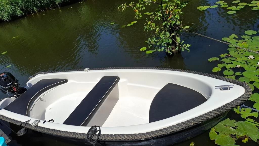 Sloep boot Liberty 3'60  met Suzuki 5pk, Hobby en Vrije tijd, Feestartikelen, Ophalen