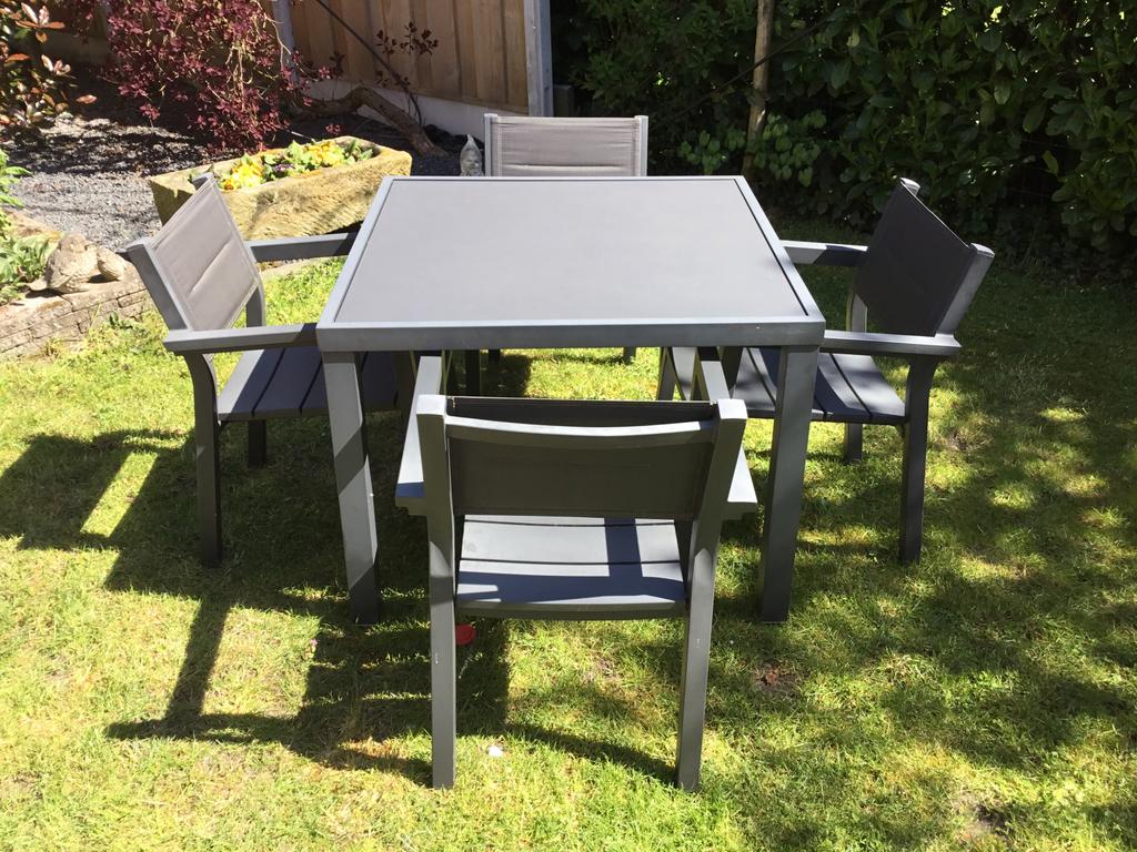 Prachtige Intratuin tuinset, Tuin en Terras, Ophalen, 4 zitplaatsen, Gebruikt, Aluminium