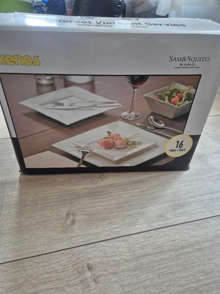 Starterset servies voor 8 personen, Huis en Inrichting, Ophalen, Nieuw, Bord(en), Effen