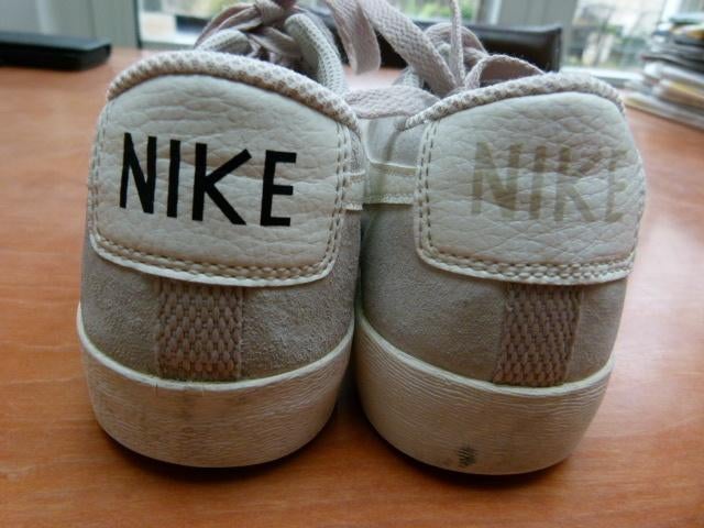 Wit suede Nikes sneakers schoenen, maat 37,5, Kleding | Dames, Schoenen, Wit, Nike, Ophalen of Verzenden, Sneakers of Gympen