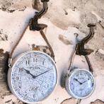 2 rivièra maison haken
&
2 rivièra maison paris klokken, Huis en Inrichting, Woonaccessoires | Klokken, Ophalen of Verzenden