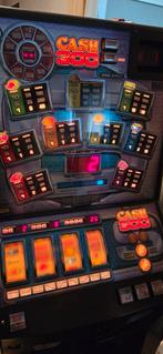 Cash 300 gokkast, Euro, Ophalen, Zo goed als nieuw, Met sleutels