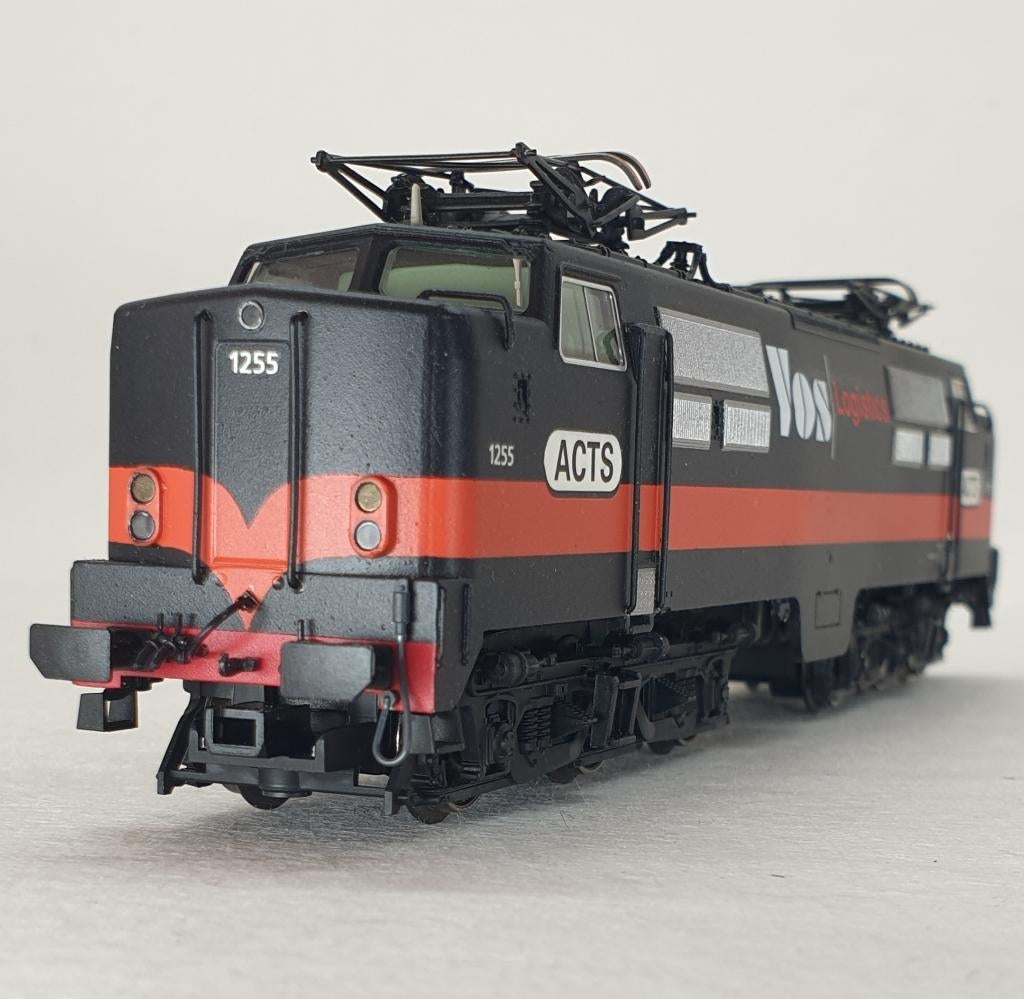 Trix 1255 ACTS zwart, Vos Logistics, vitrinemodel DCC Sound, Trix, Nieuw, Ophalen of Verzenden, NS