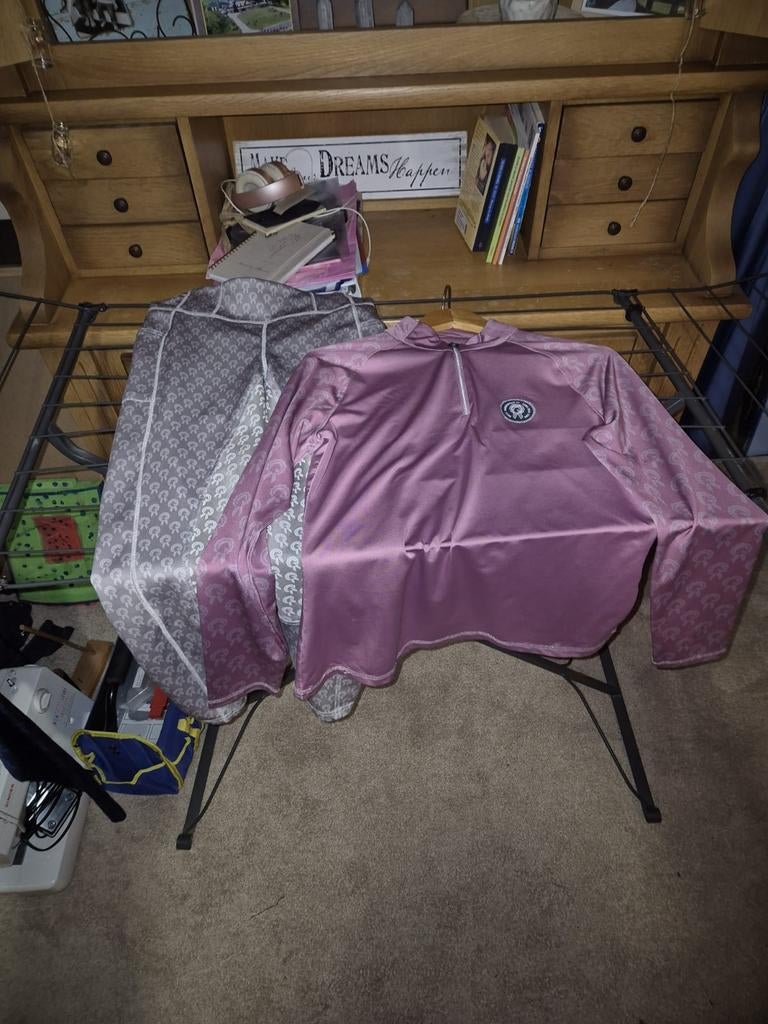 Paardenpraat TV outfit, Dieren en Toebehoren, Paardrijkleding, Ophalen