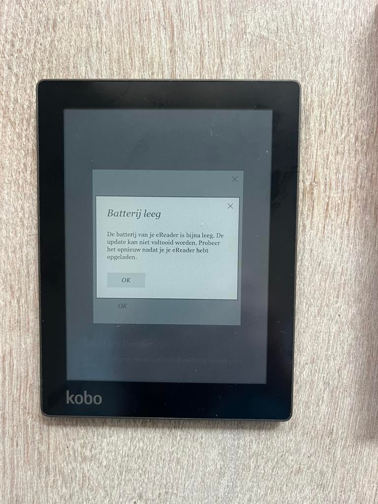 Kobo Aura e-reader, Computers en Software, E-readers, Ophalen of Verzenden, Zo goed als nieuw